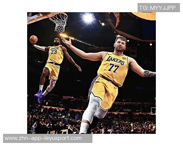 詹姆斯与东契奇同场25湖人本赛季保持全胜战绩7场不败